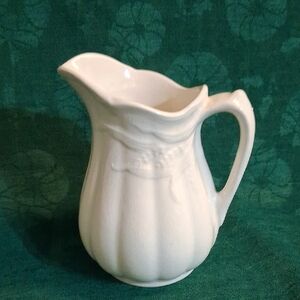 Vtg Royal Crownford Ironstone Pitcher "Wheat Sheaf" Pattern 20ozs